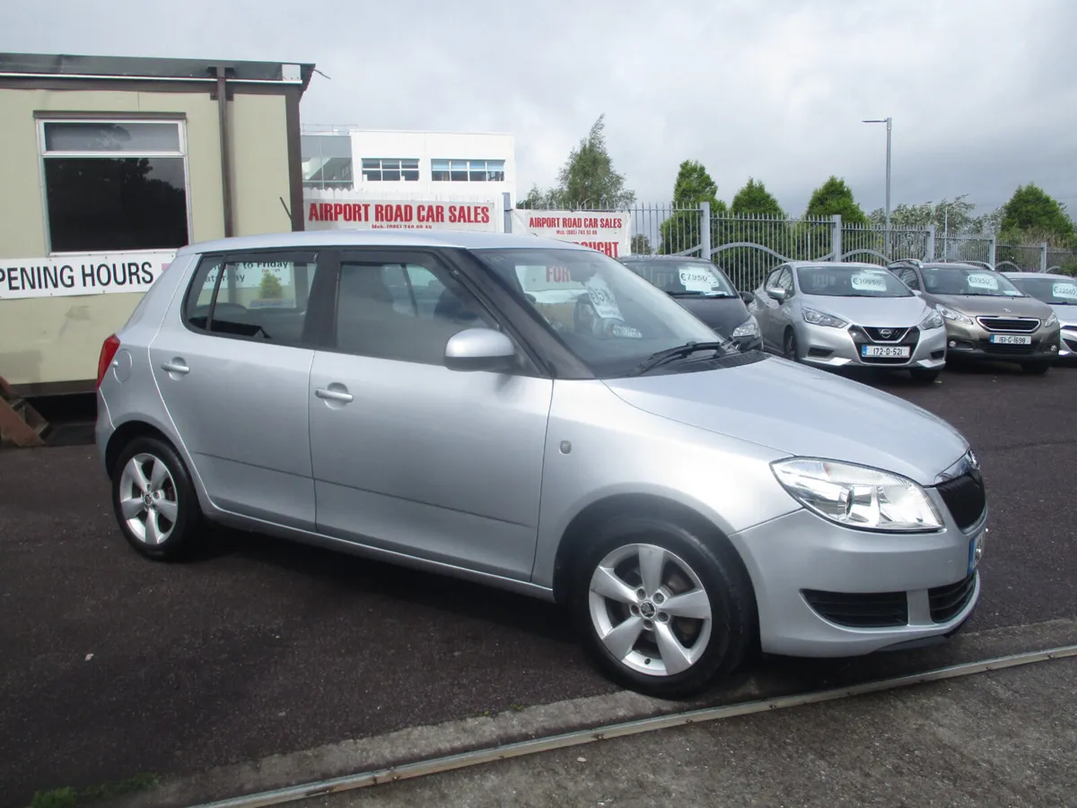 Skoda Fabia 2014 GREAT STARTER CAR. - Image 1