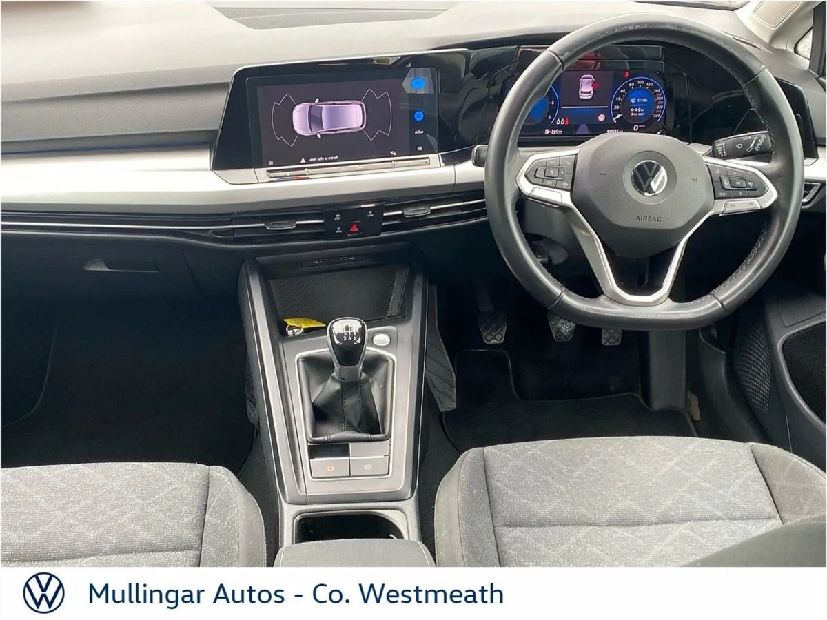Volkswagen Golf 2.0 TDI 115HP Life - Image 3