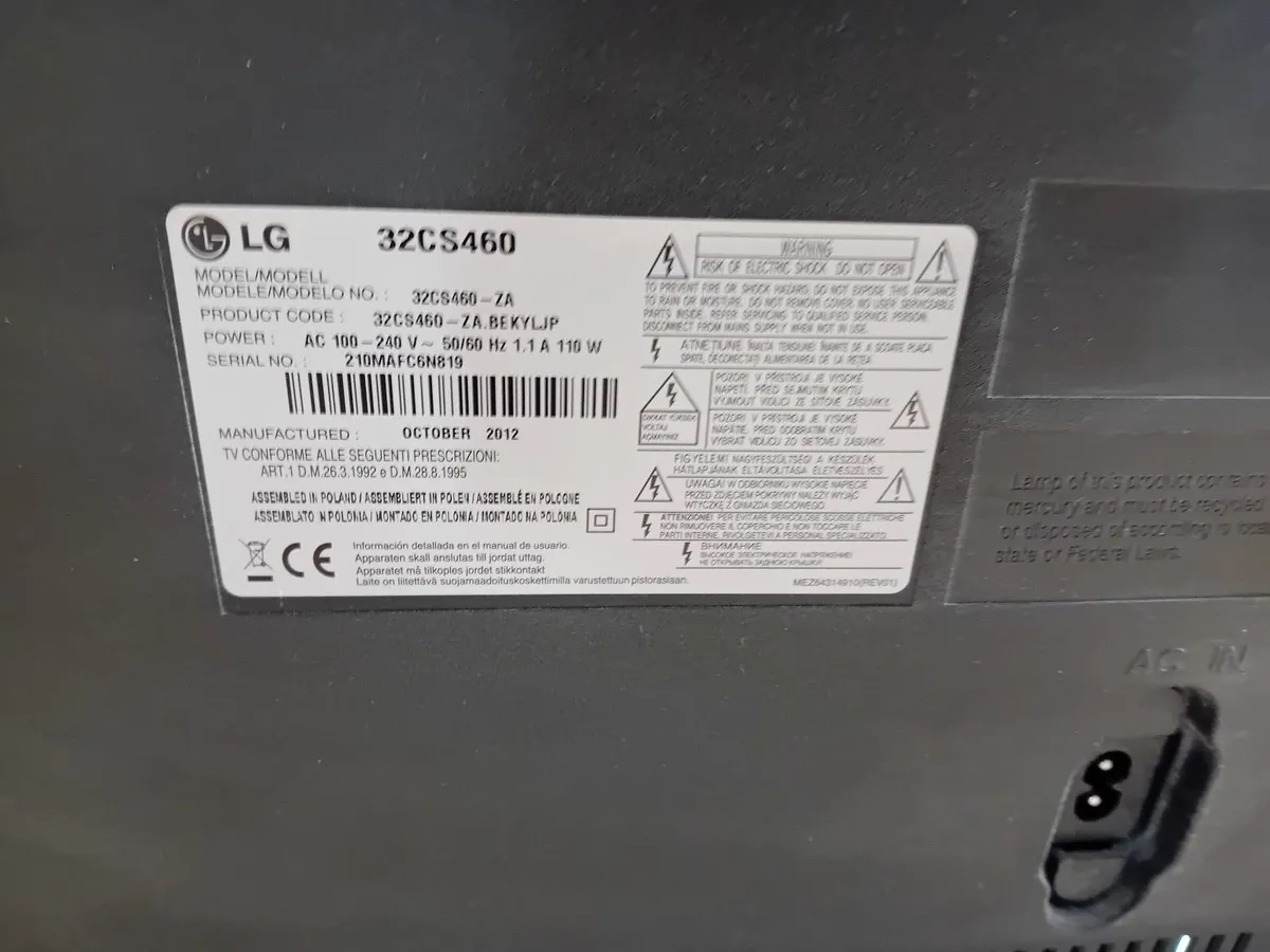 32" LG TV - Image 2