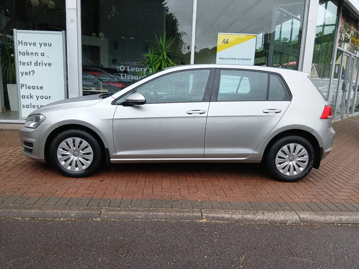 2015 Golf 1.6 TDi 5Dr Trend 110Bhp, 1 owner. - Image 4