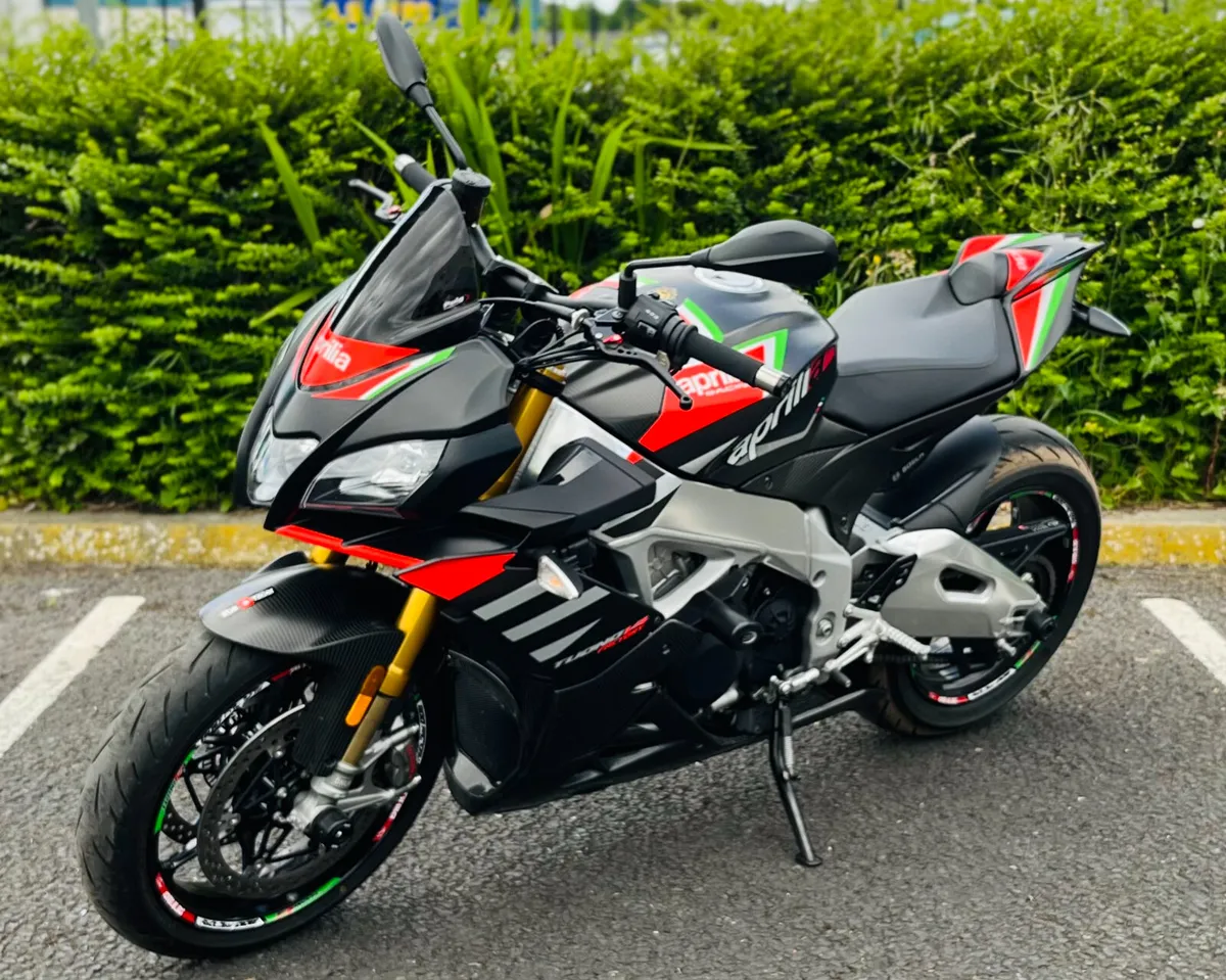 APRILIA TUONO V4 1100 FACTORY + EXTRAS - Image 3