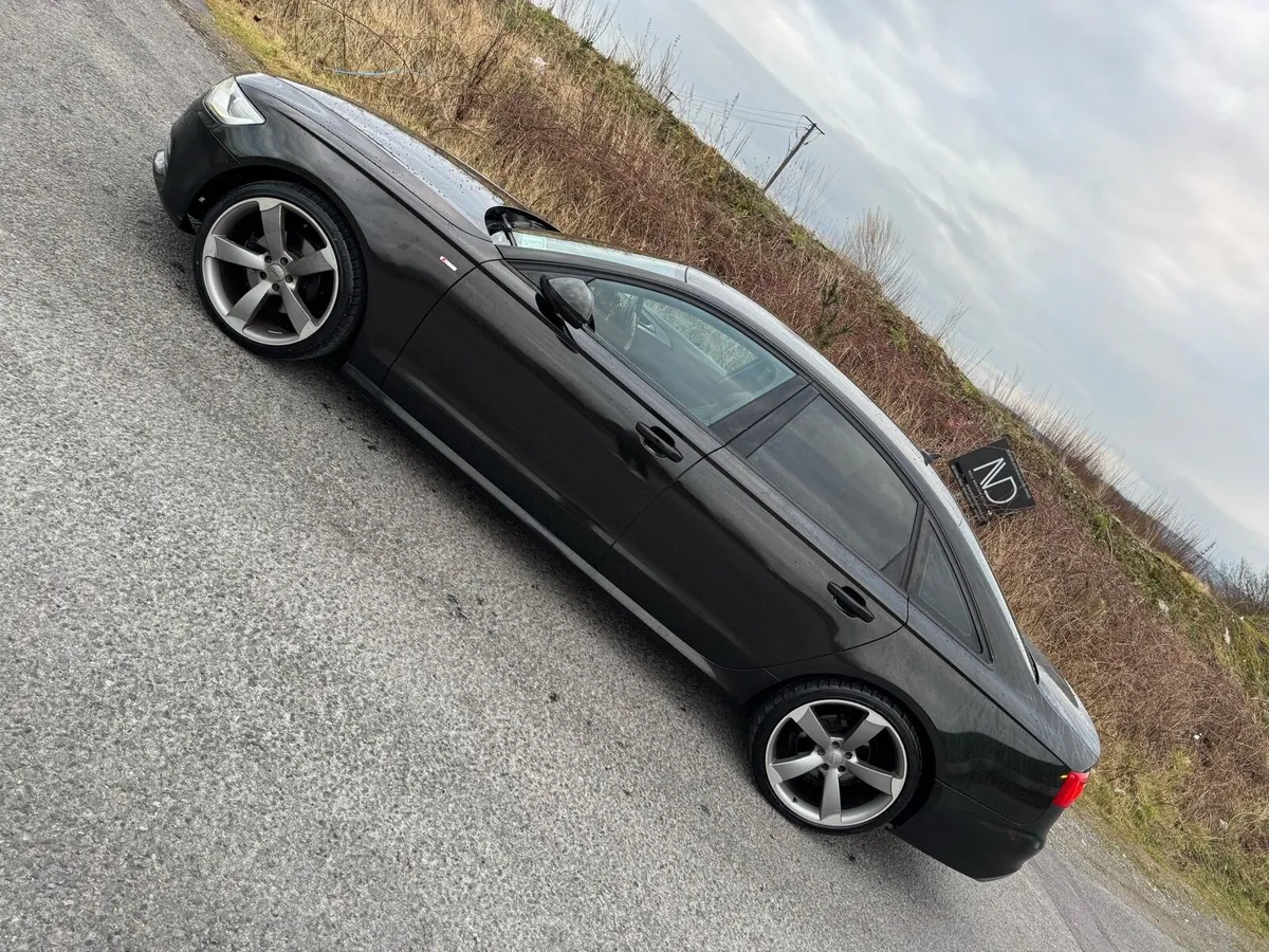 AUDI A6 SLINE 2012 BLACK - Image 1