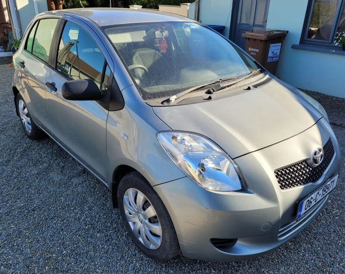 2006 Toyota Yaris - Image 1