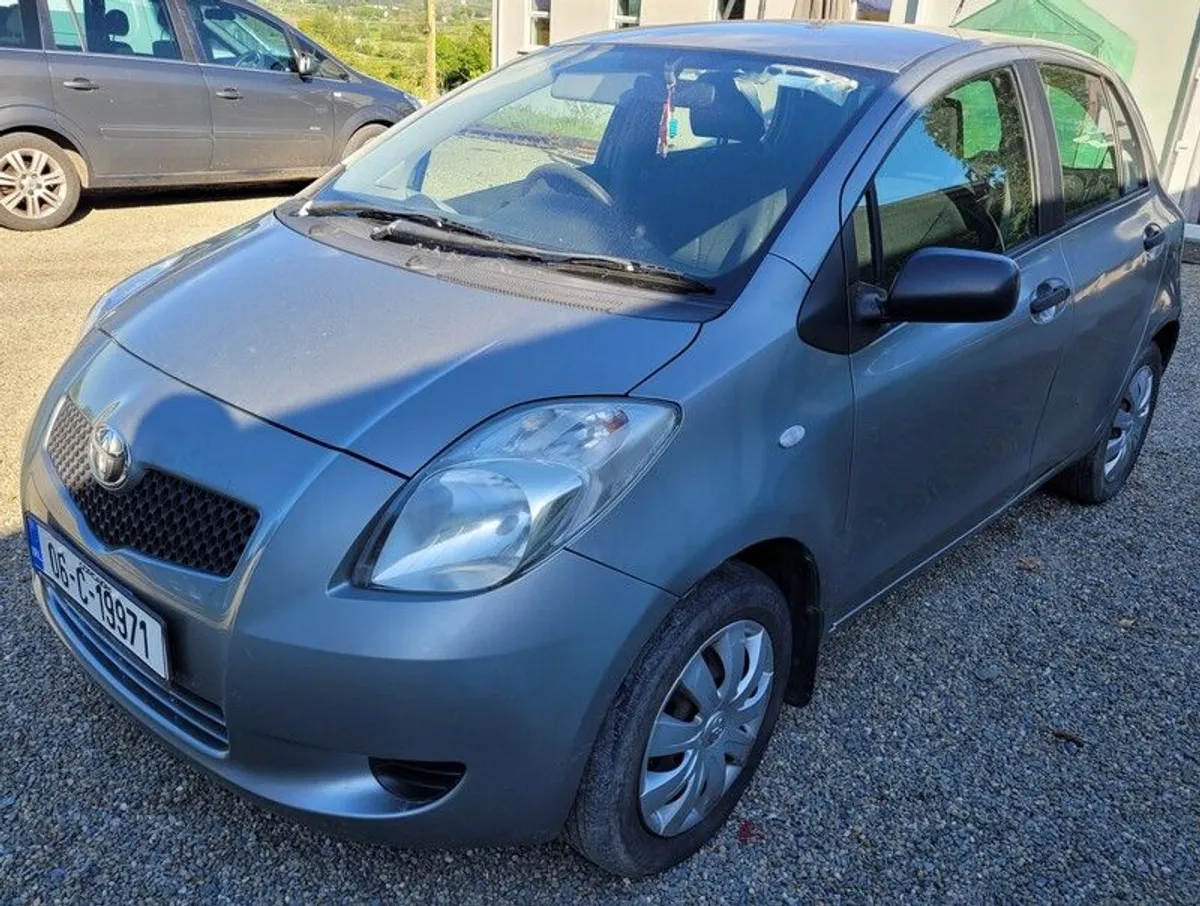 2006 Toyota Yaris - Image 3