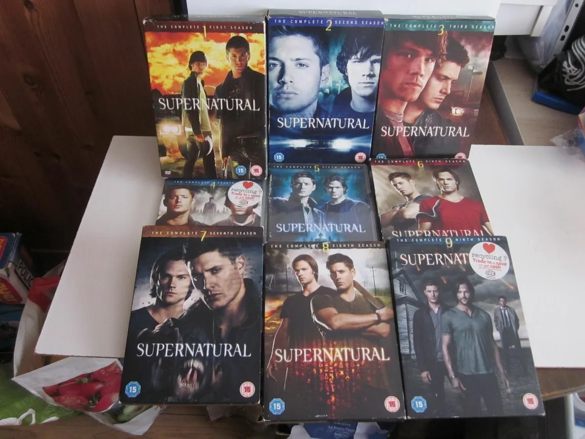 Supernatural Seasons 1 to 9  (53 DVD's) - Image 3