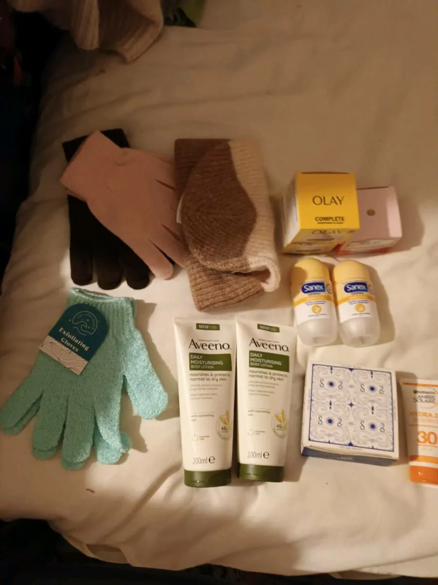 Toiletries - Image 2
