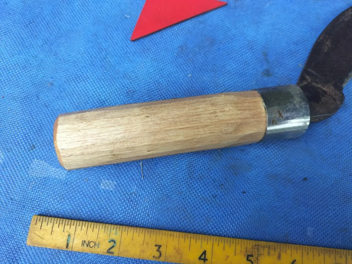 Grass Hook - Image 4