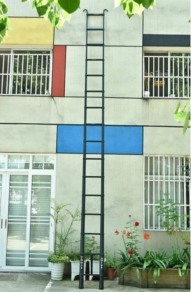 Aluminum Telescopic Ladder Portable - Image 4