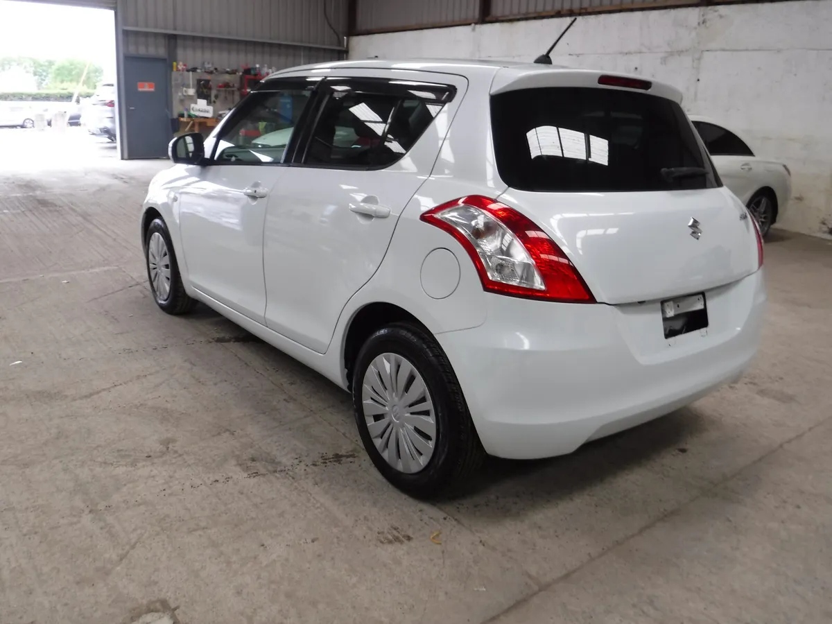 SUZUKI SWIFT 1.2 AUTO ANDROID+CARPLAY - Image 4