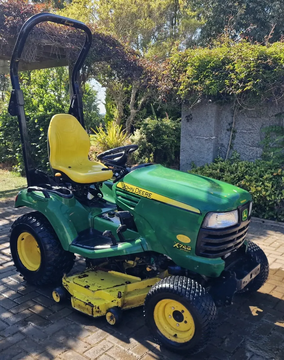 John Deere diesel ride on mower lawnmower - Image 1