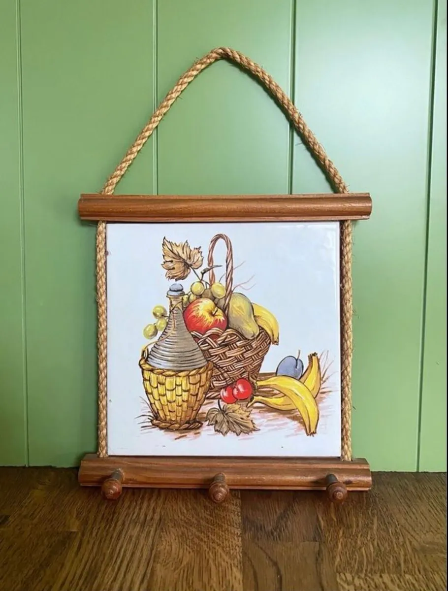 Vintage Mid-Century Tile Trivet Key Holder
