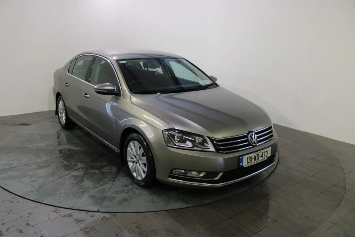 Volkswagen Passat 1.6 TDI Comfortline Bluemotion - Image 1