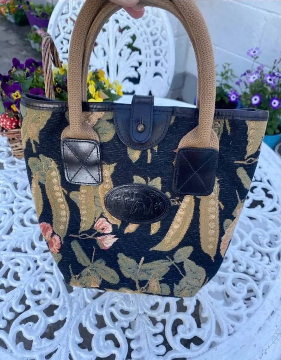 Vintage Liz Cox Tapestry Leather Handbag - Image 3