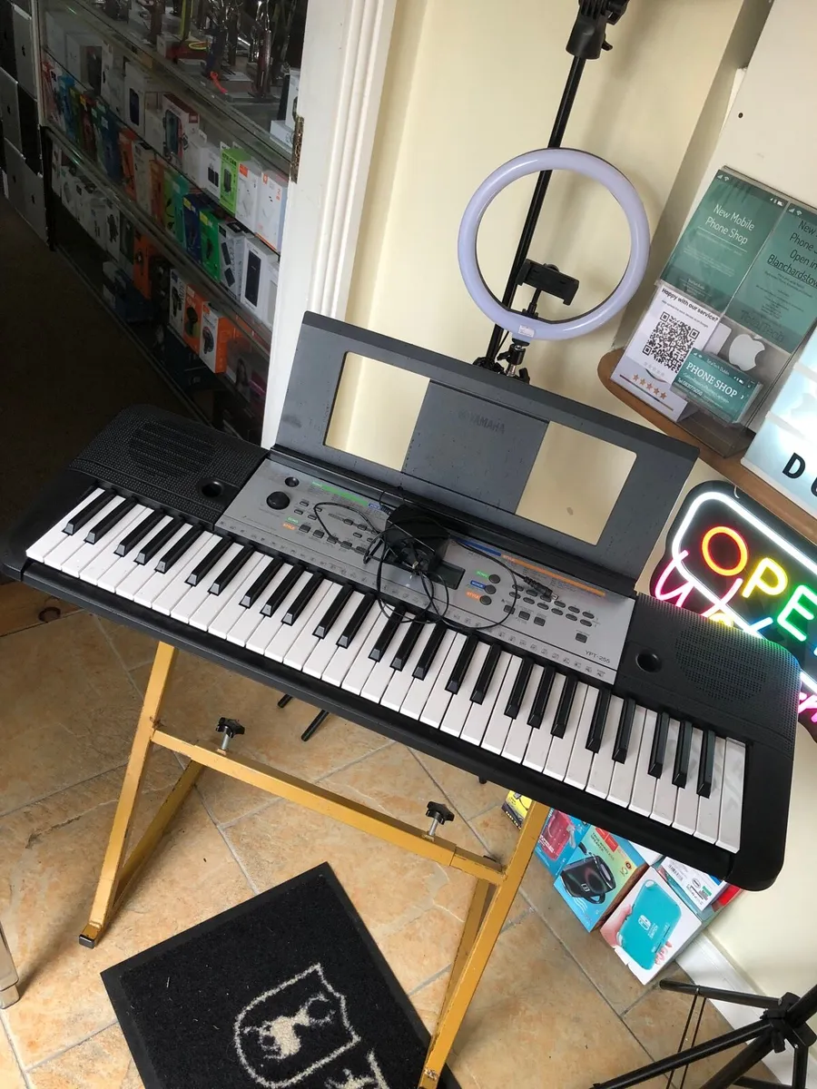 YAMAHA YPT-255 Keyboard Piano with Steel stand. - Image 1