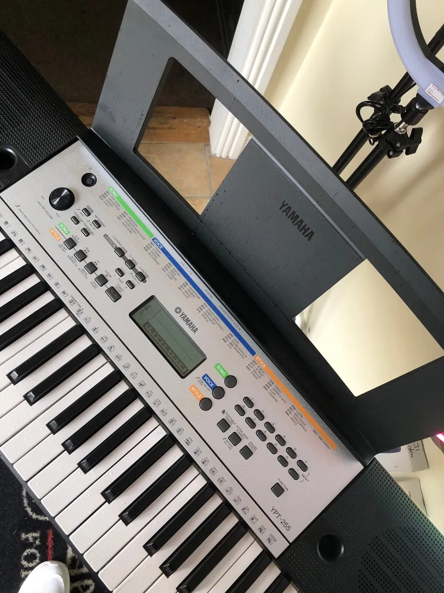 YAMAHA YPT-255 Keyboard Piano with Steel stand. - Image 4