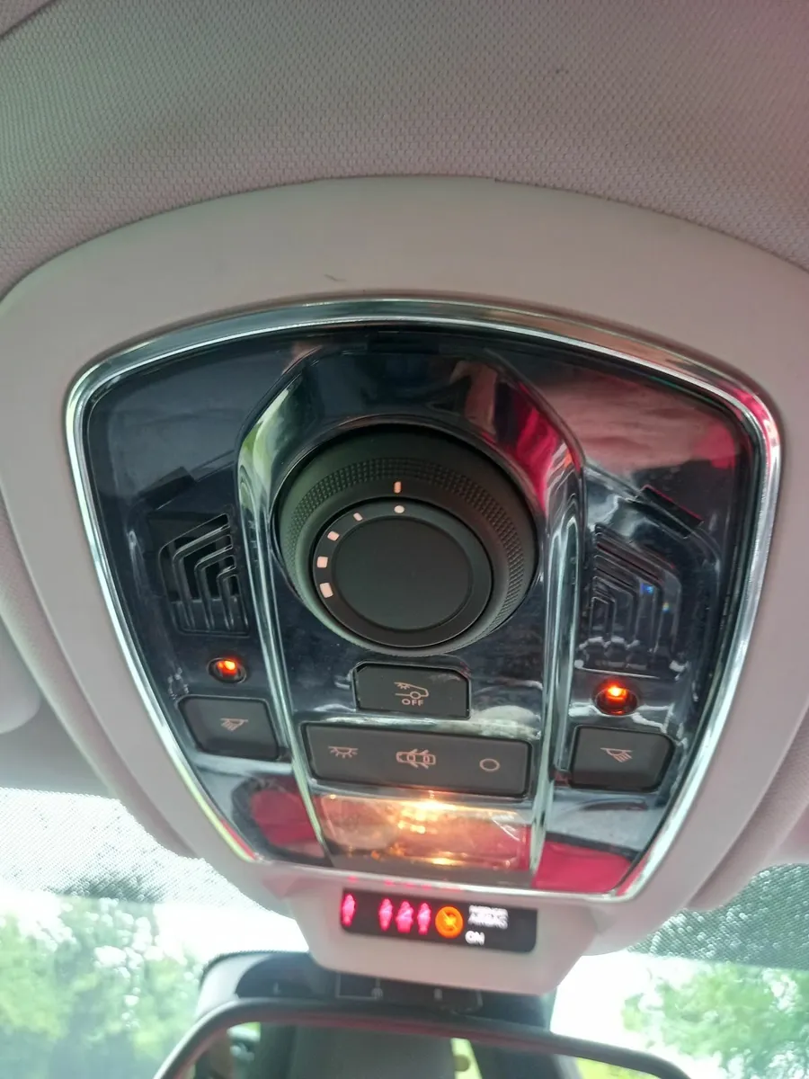 Peugeot 508 2011 - Image 2