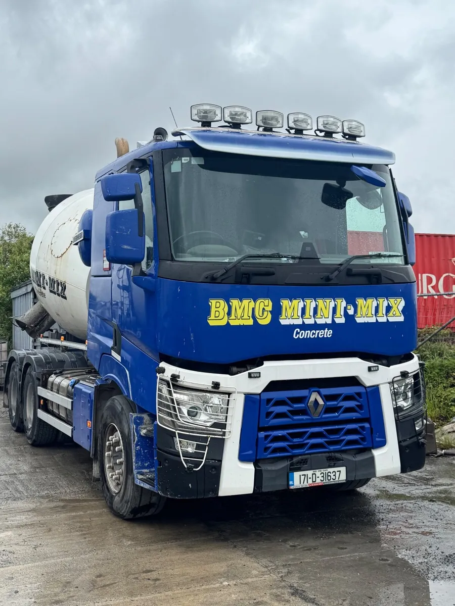 Renault C 2017 - Image 1
