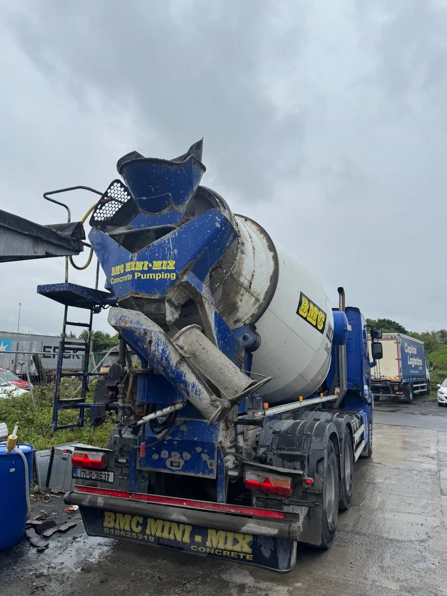 Renault C 2017 - Image 2