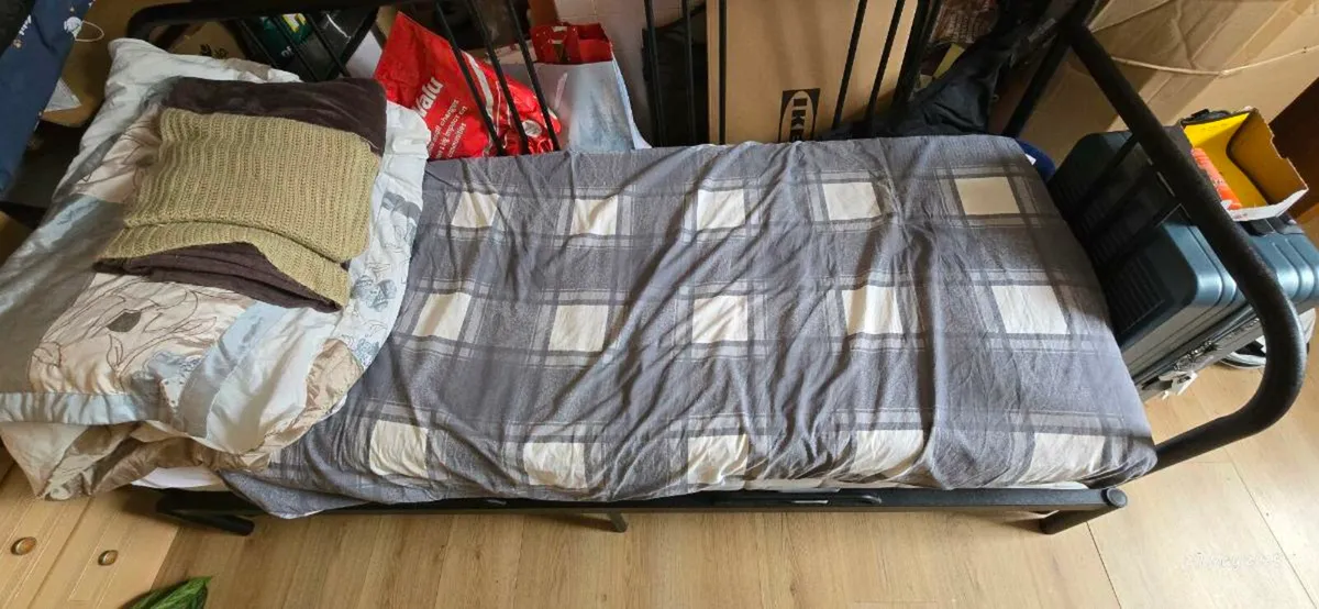Double sofa bed - Image 1