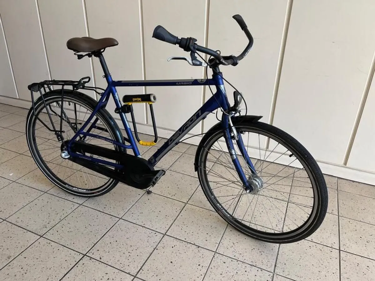 Bike (lock included) - Image 1
