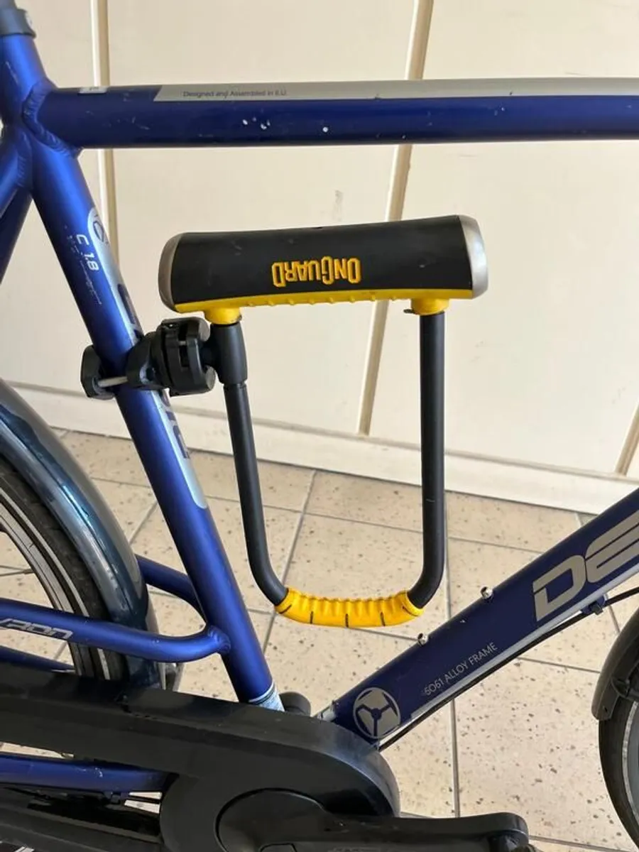 Bike (lock included) - Image 3