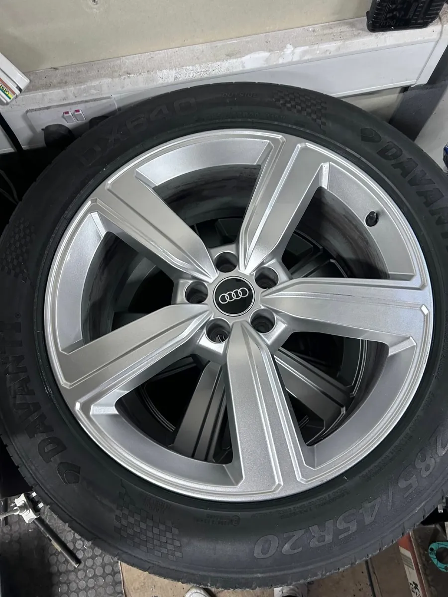 20" Genuine AUDI alloys - Image 3