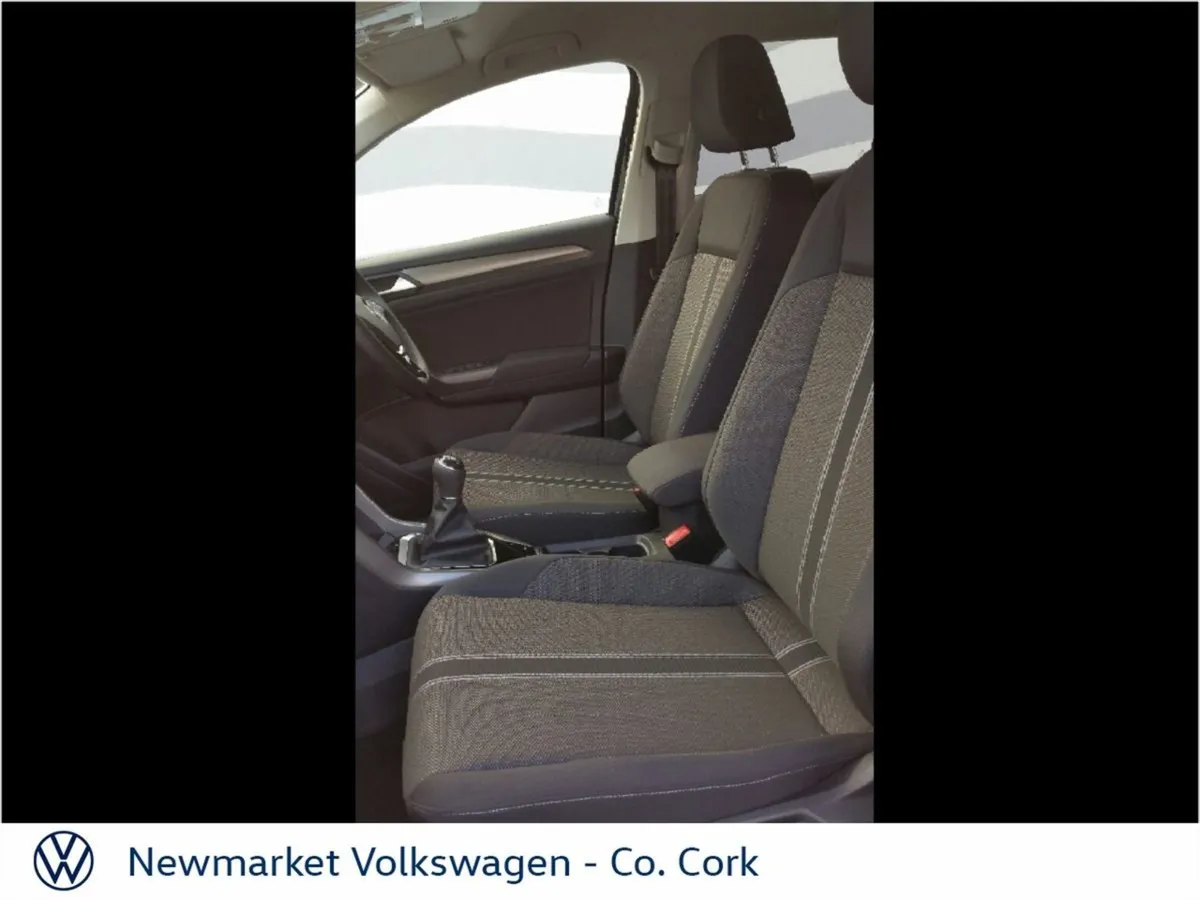Volkswagen T-Roc Design 2.0tdi 6 Speed 116BHP - Image 4