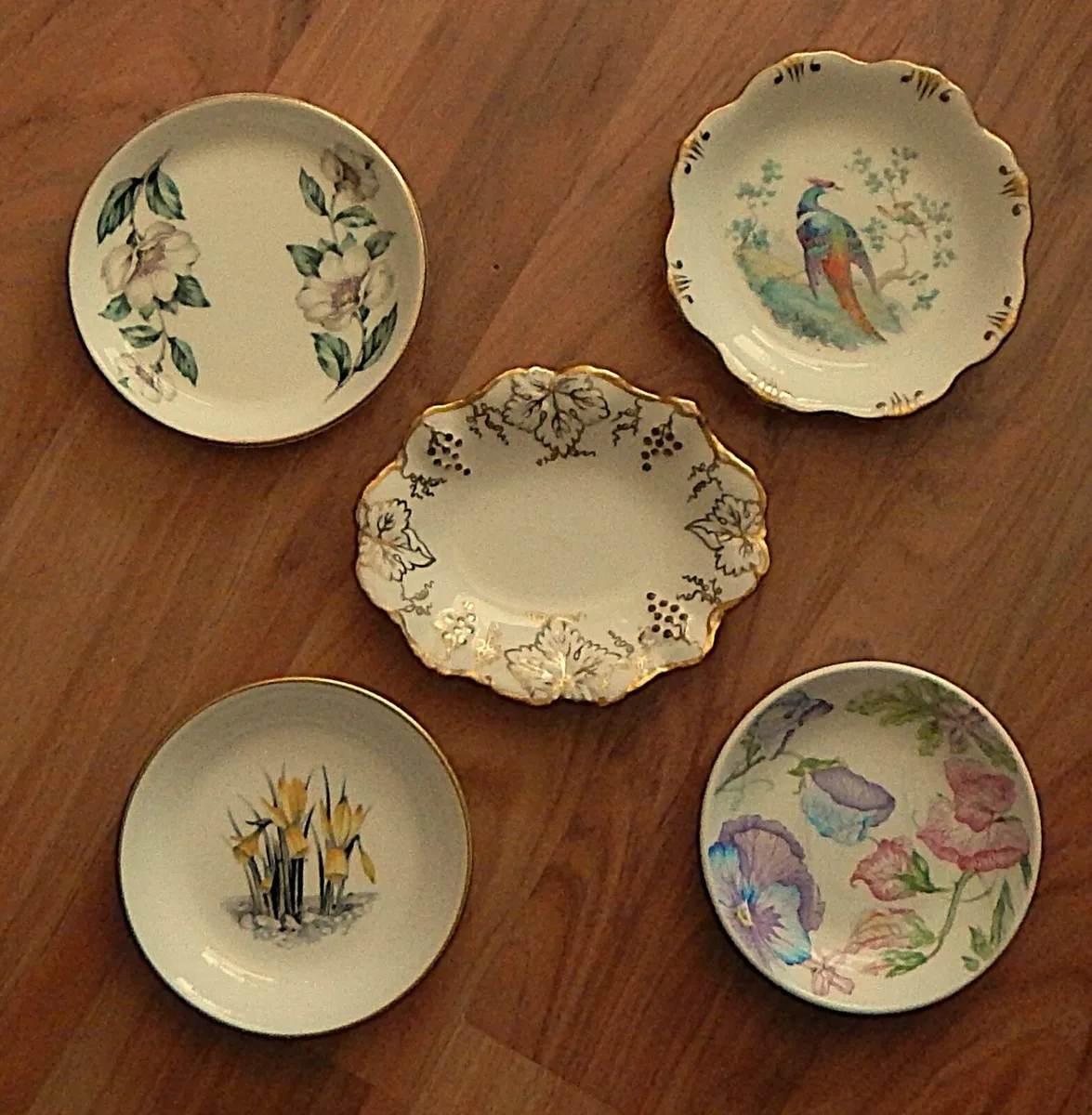 Selection of 5 Crown Derby & Worcester Pin Dishes - Image 1