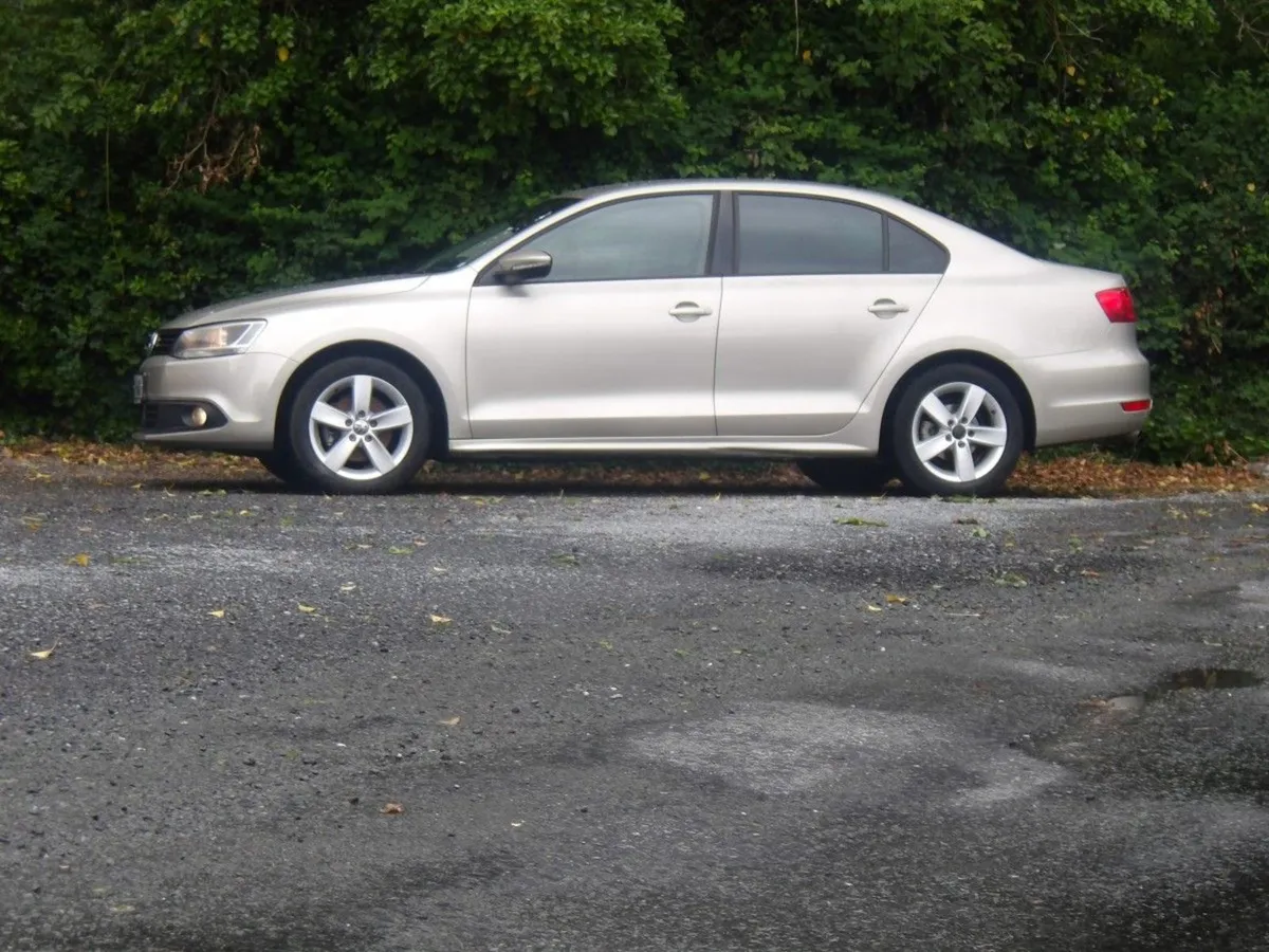 Volkswagen Jetta 1.6 TDI Comfortline - Image 1