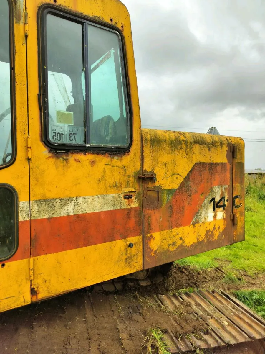 Digger Hymac 141Servo control. - Image 3