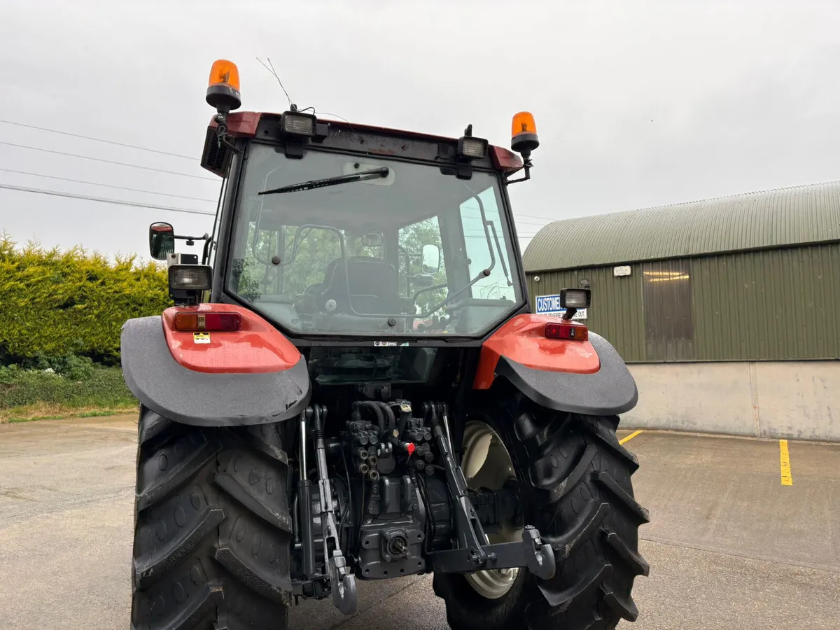 1999 New Holland TS100 SLE - Image 4