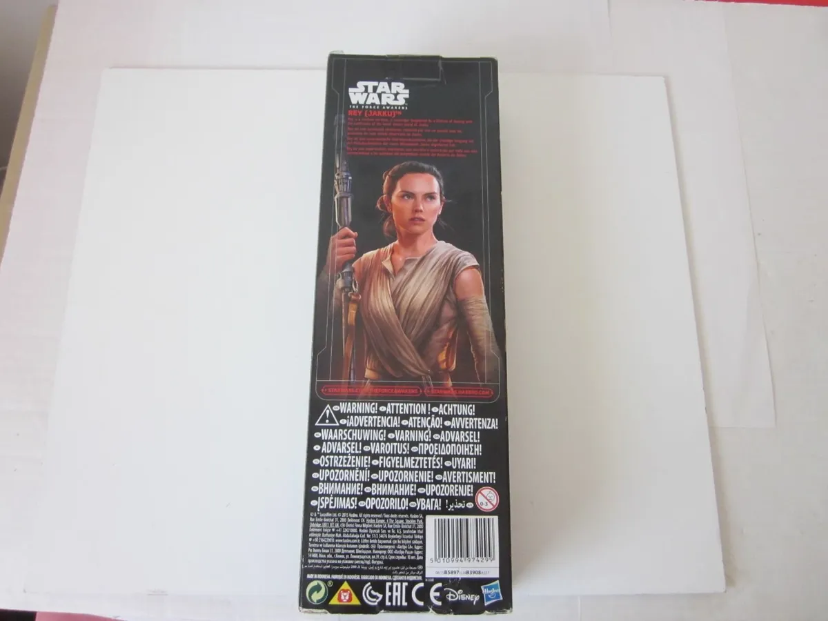 Star Wars  Hero Series Rey Jakku 12" Figure - Image 3