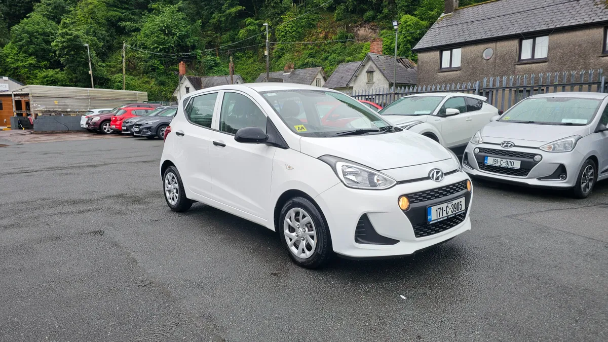 Hyundai i10 2017 ONLY 75K KM - Image 2