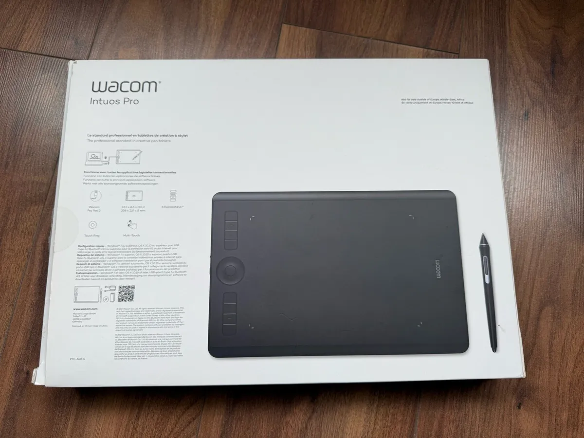 Wacom Intuos Pro Medium – Excellent Condition - Image 4