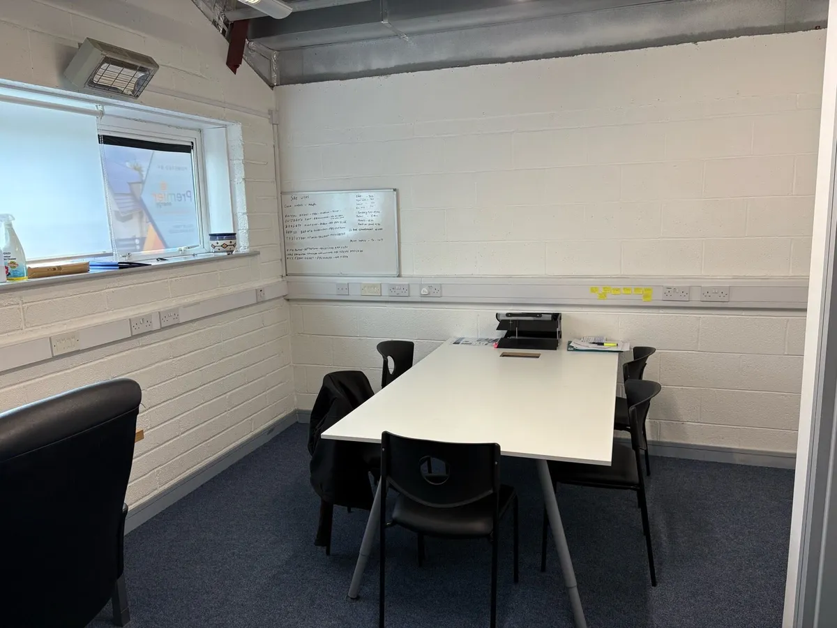 Storage/ office space - Image 2