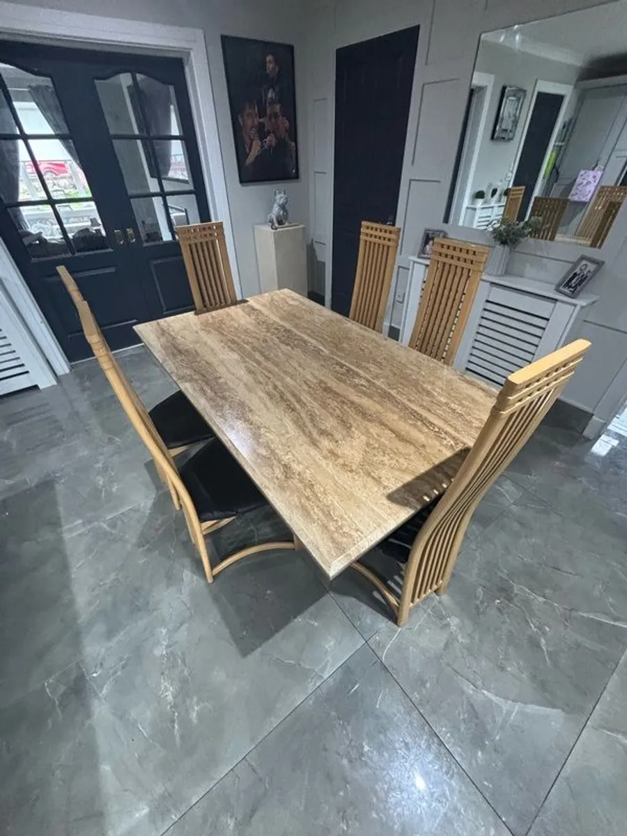 Stone table with 6 chairs - Image 1