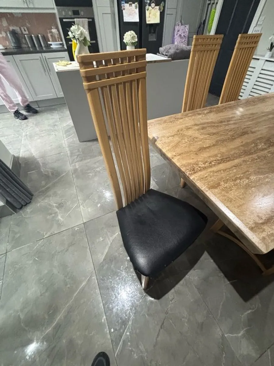 Stone table with 6 chairs - Image 4