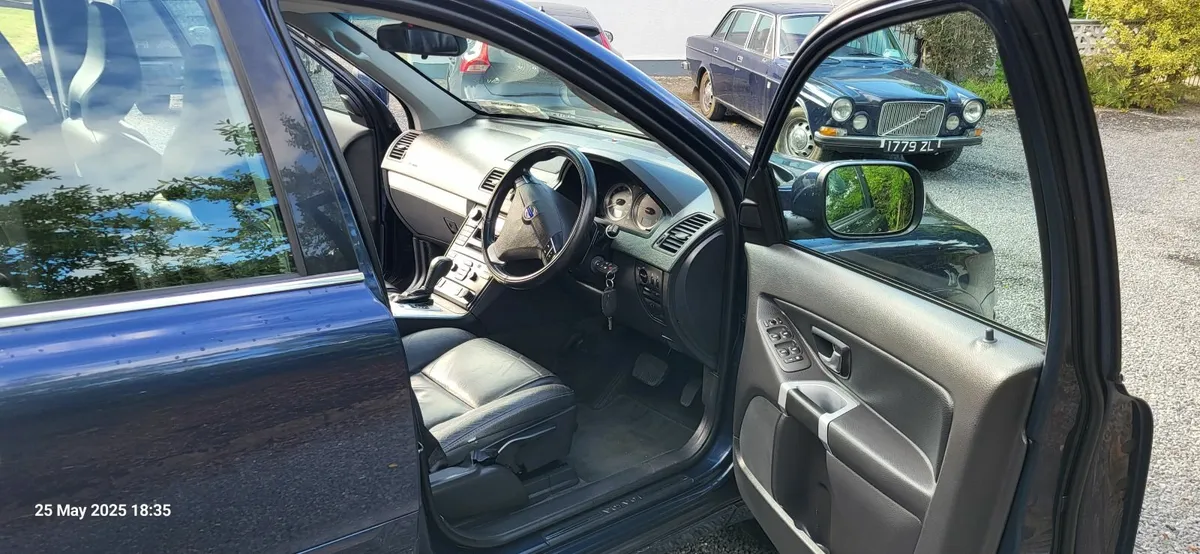 Volvo XC90 2014 - Image 3
