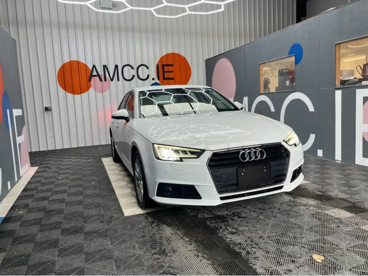 Audi A4 AUDI A4 AUTOMATIC 2.0 TFSI / 60k KMs / HEA - Image 1