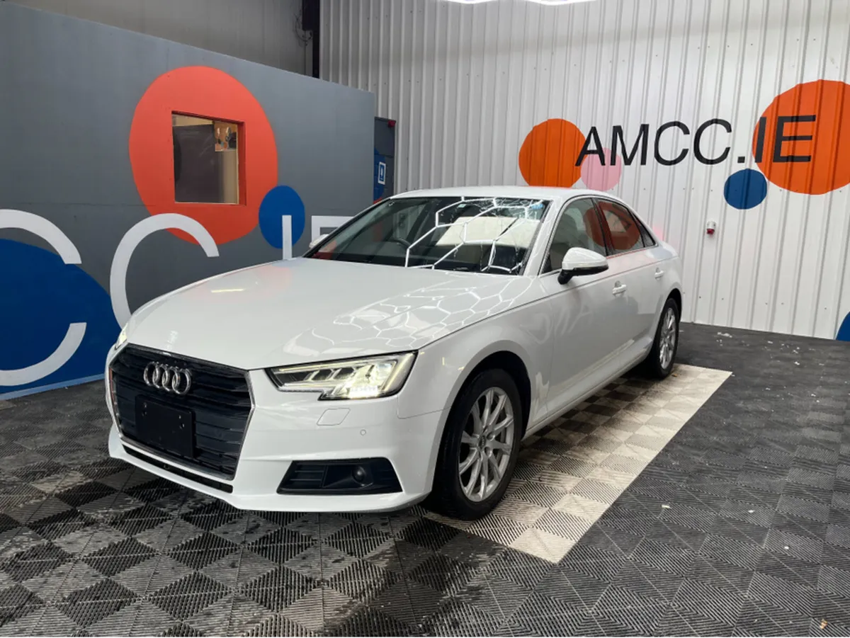 Audi A4 AUDI A4 AUTOMATIC 2.0 TFSI / 60k KMs / HEA - Image 4