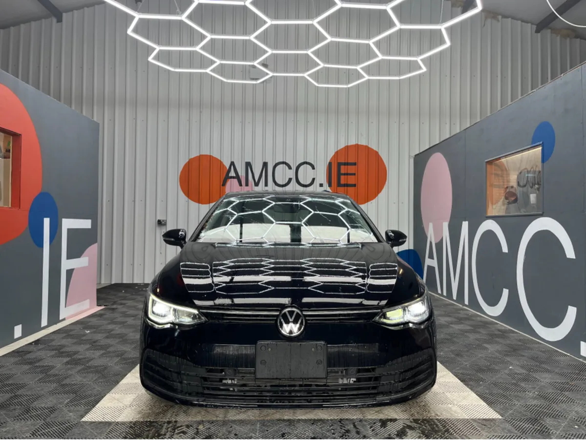 Volkswagen Golf 1.0 ETSI ACTIVE / 41k KMs / REVERS - Image 2