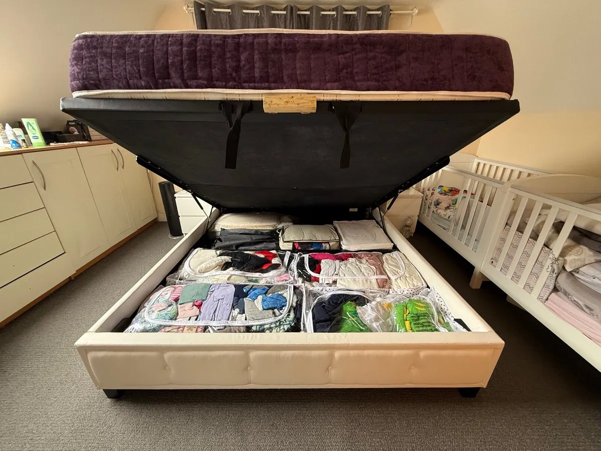 Mattress & Bed Frame Super King 6ft with Storage - Image 1