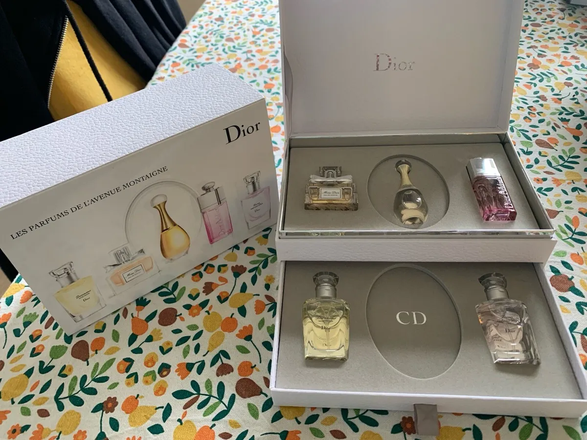 Dior Perfume Set - Image 1