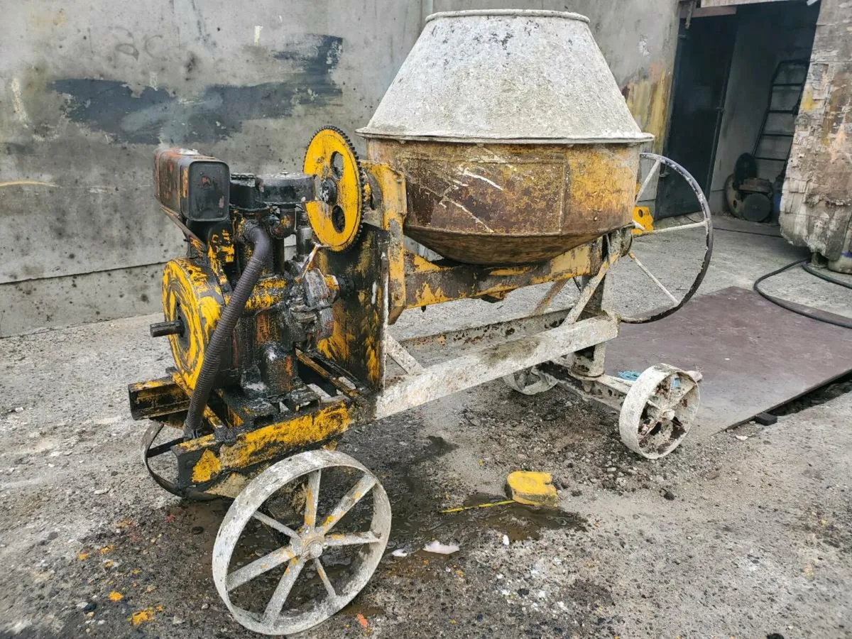 Cement mixer wheels repair - Image 2