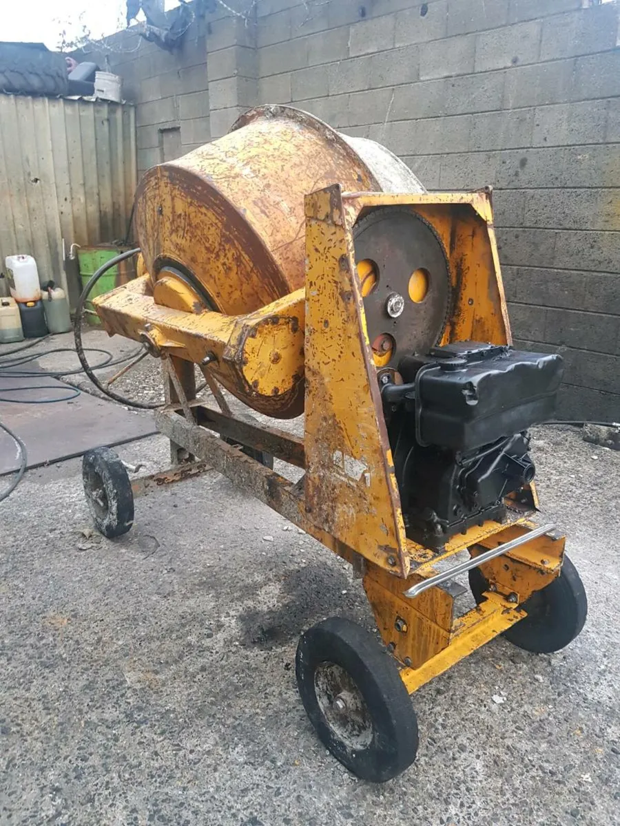 Cement mixer wheels repair - Image 3
