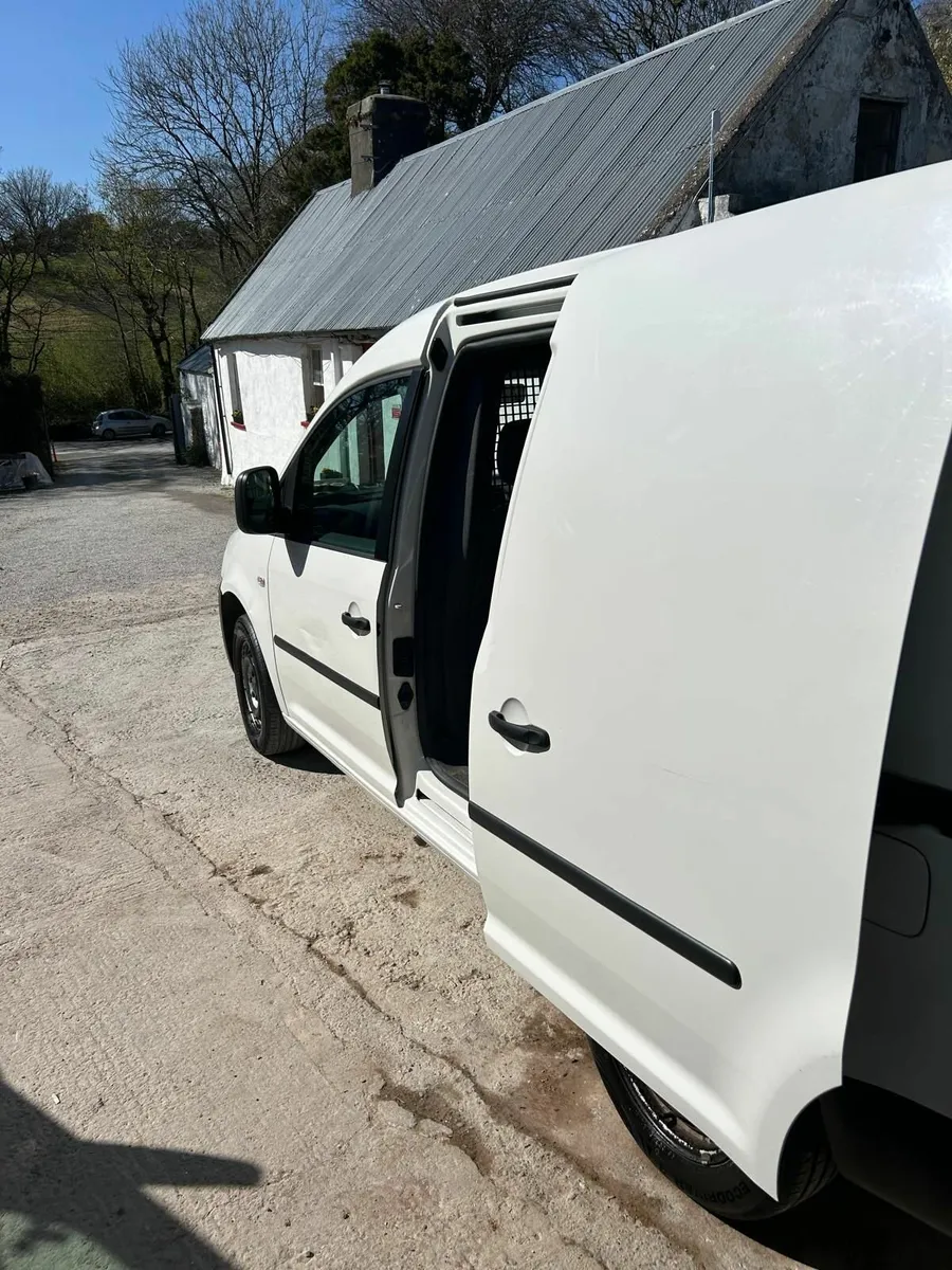 Volkswagen Caddy 2011 TAXED UNTIL APR 26 - Image 4