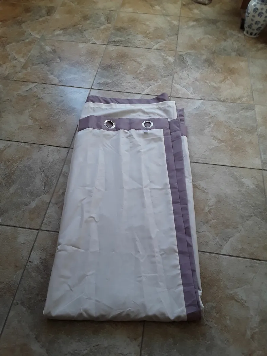 As new large lavender drapes fully lined - Image 2