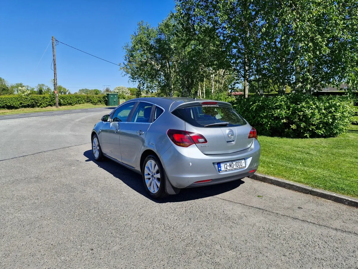 Opel Astra Diesel (JUST PASSED NCT TEST)!!! - Image 4