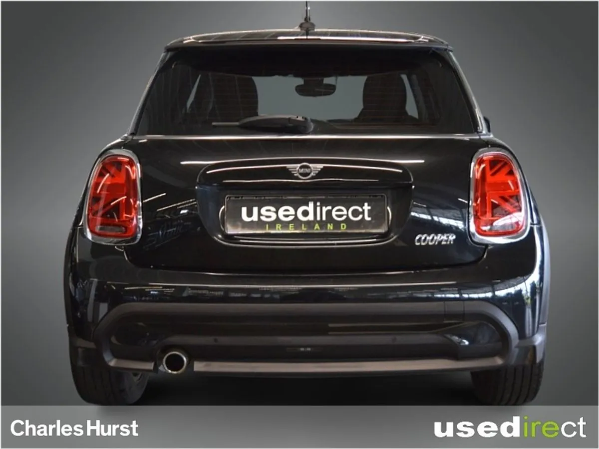 MINI Cooper Cooper Classic Auto - Image 4