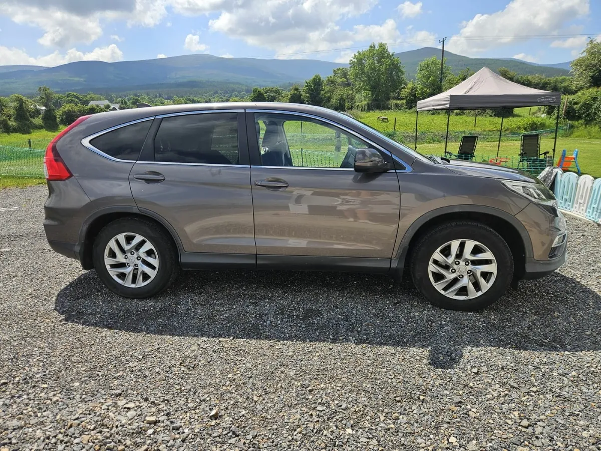 Honda CR-V 2016 4x4 - Image 2